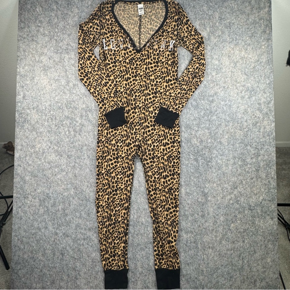 PINK Victorias Secret Leopard Print One Piece Size M Pajama
